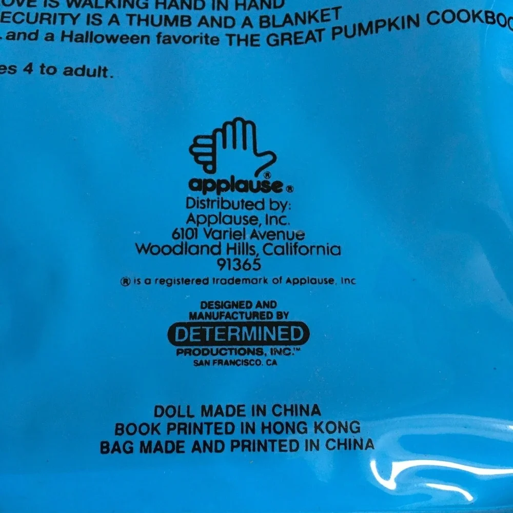Security Is A Thumb And A Blanket Charles M. Schultz Book & Doll Plush Gift Set